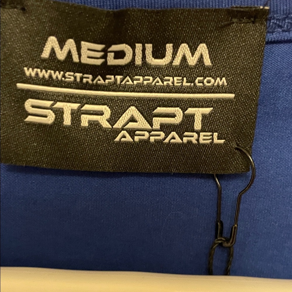 Nwt’s Women's Strapt Apparel Royal Blue Crop Short Sleeve Tee Size Medium